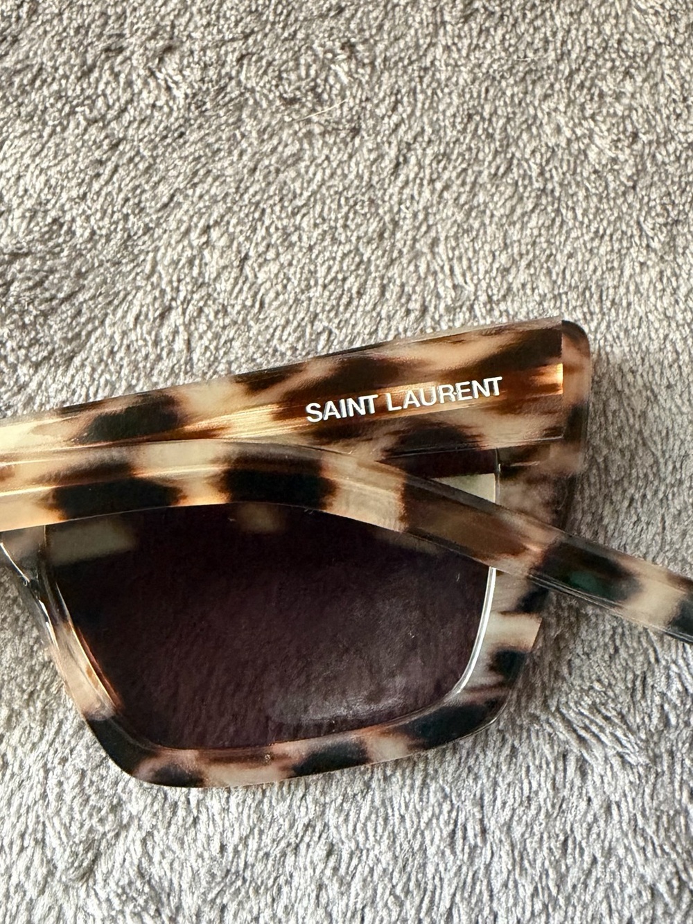 Saint Laurent Tortoiseshell Square-Edge Sunglasses with Brown Lenses - Picture 4 of 13